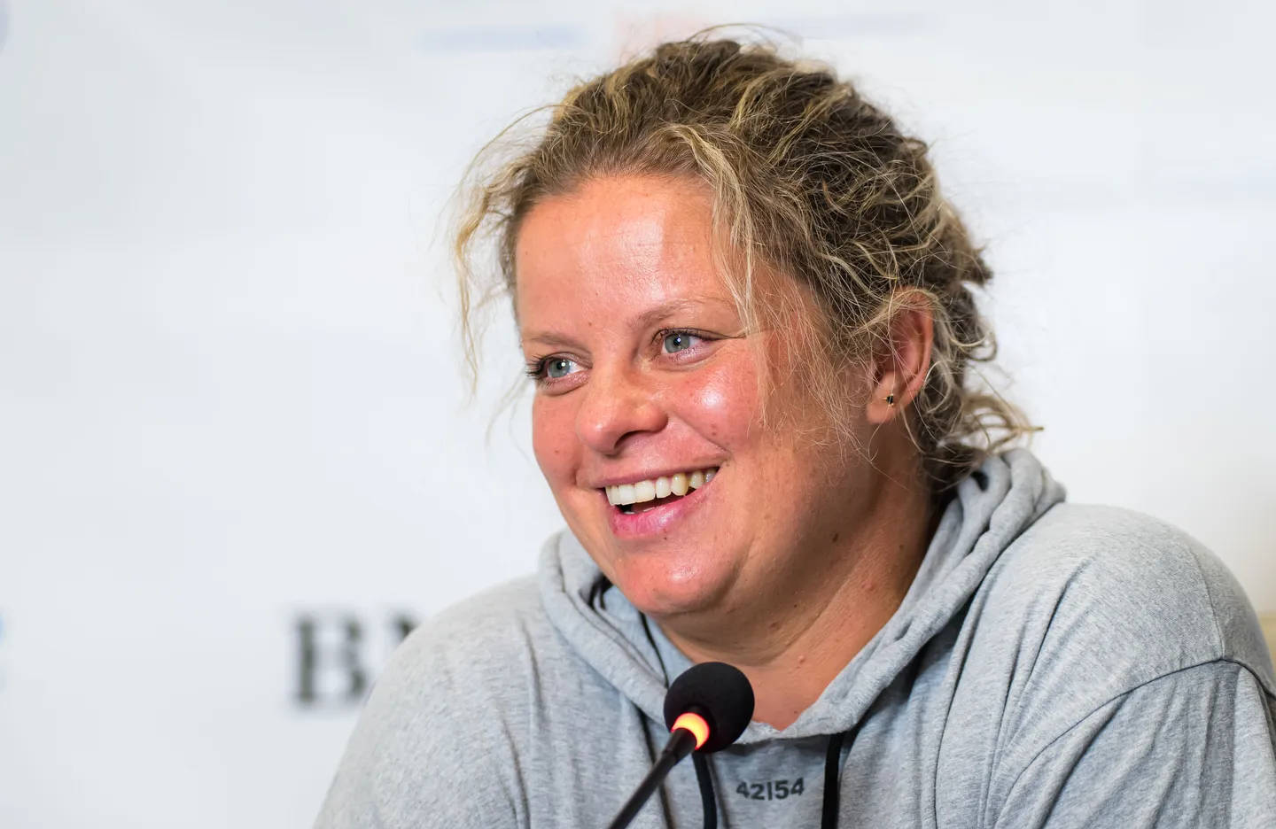 Kim Clijsters, tennis star, press event, HD Desktop Wallpaper