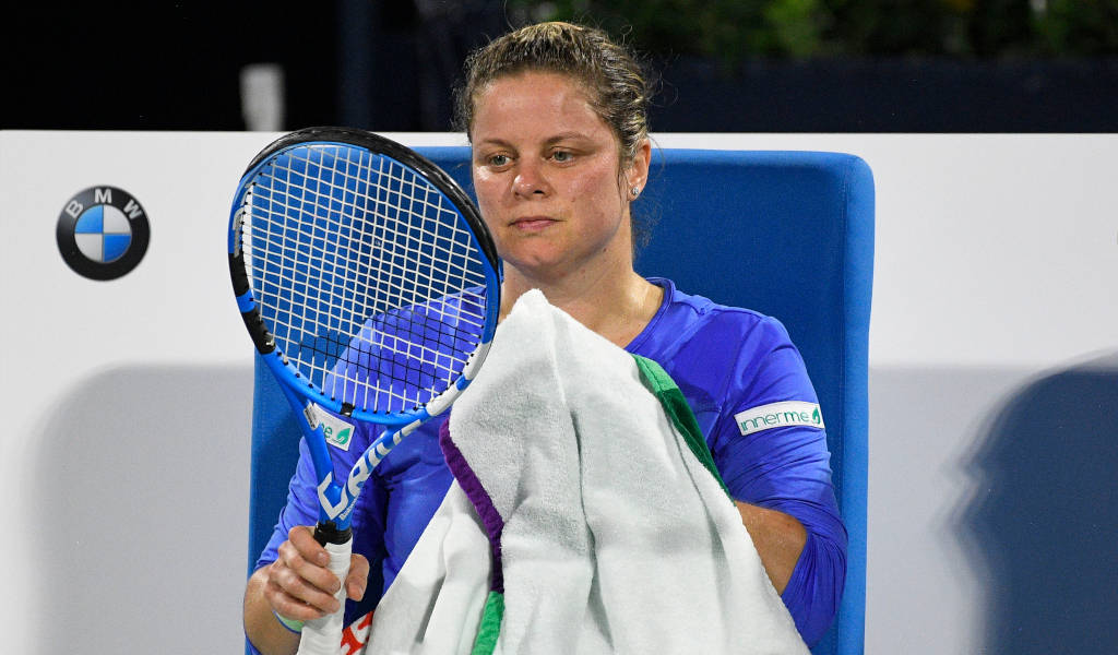 Kim Clijsters, tennis champion, blue chair, SD Desktop Wallpaper