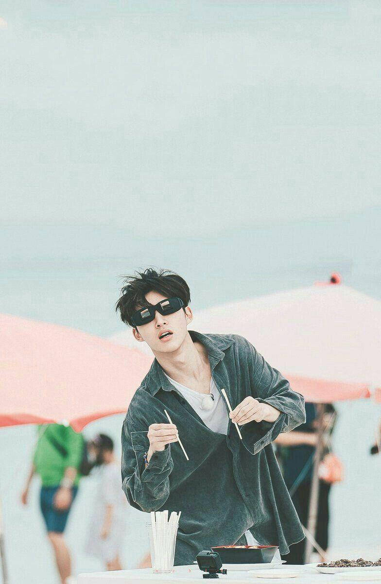 Kim Hanbin, lazy sunglasses, denim shirt, SD Phone Wallpaper