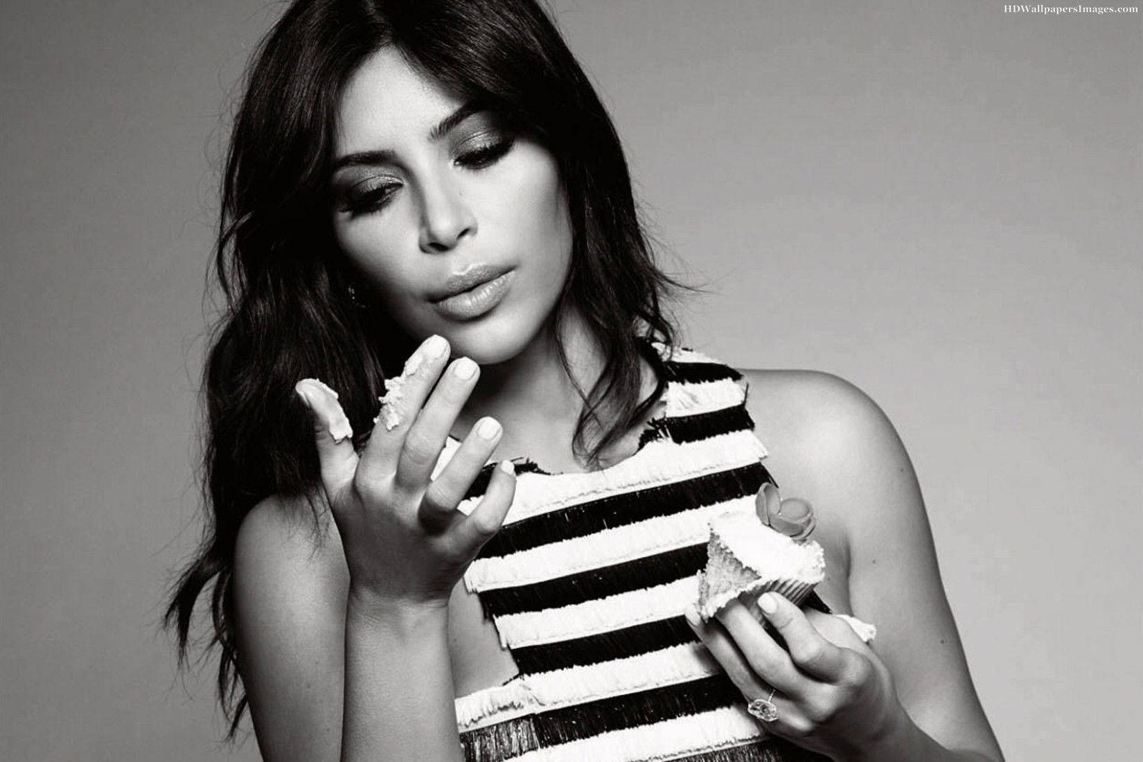 Kim Kardashian, black and white striped top, cupcake with frosting, HD Desktop Wallpaper