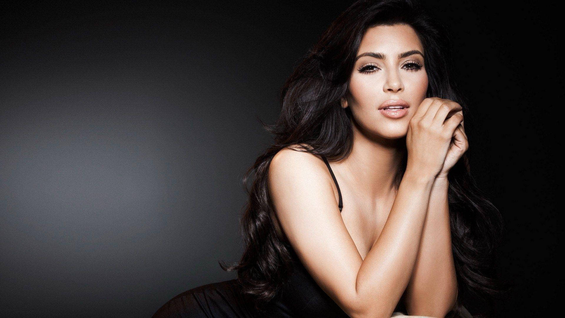 Kim Kardashian, dark gradient background, studio portrait, Full HD Desktop Wallpaper