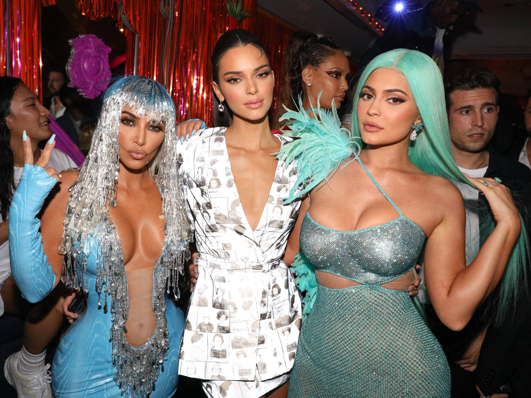 Kim Kardashian, glittering party, red curtains, Full HD Desktop Wallpaper