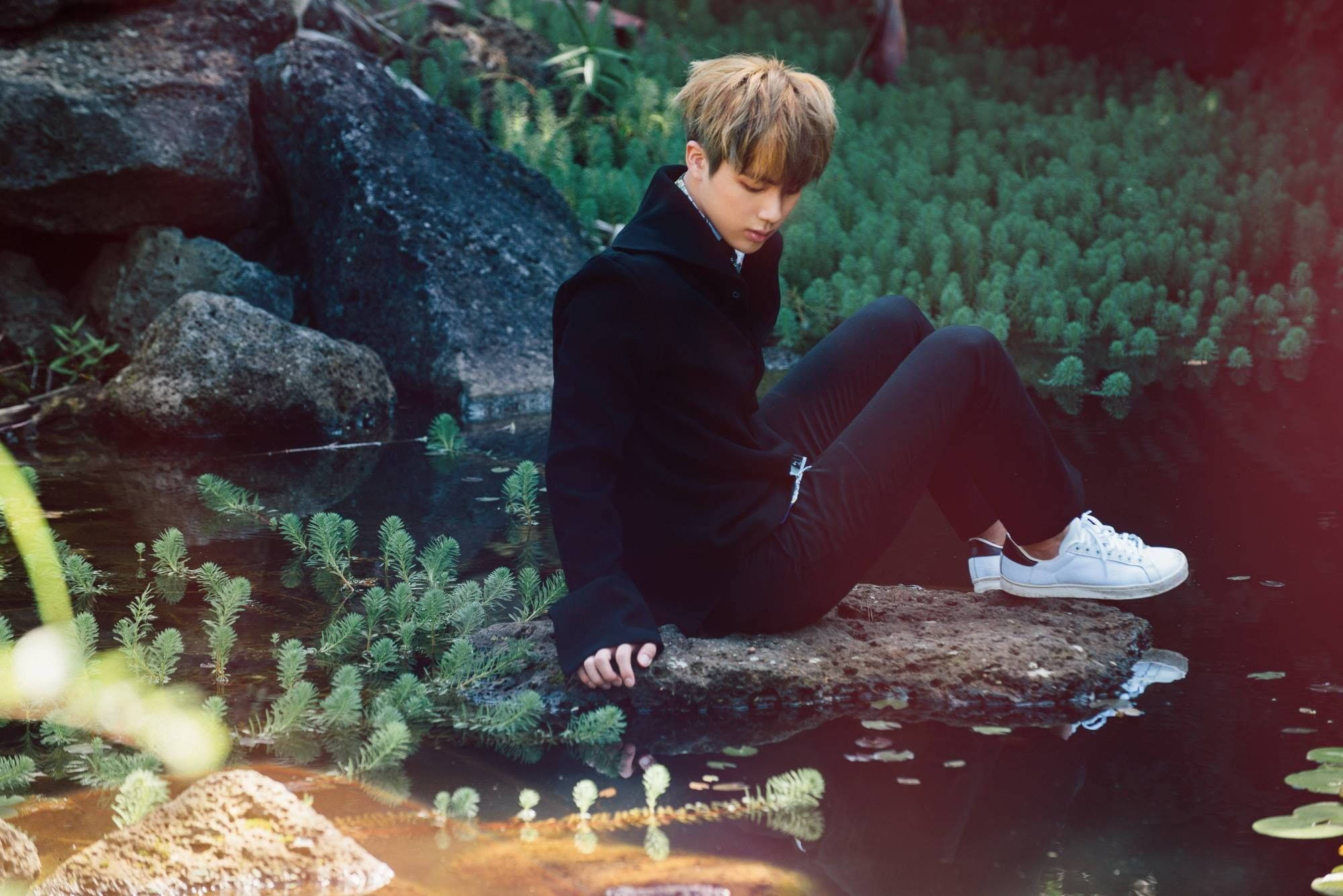 Kim Seok Jin, black hoodie, white sneakers, Full HD Desktop Wallpaper