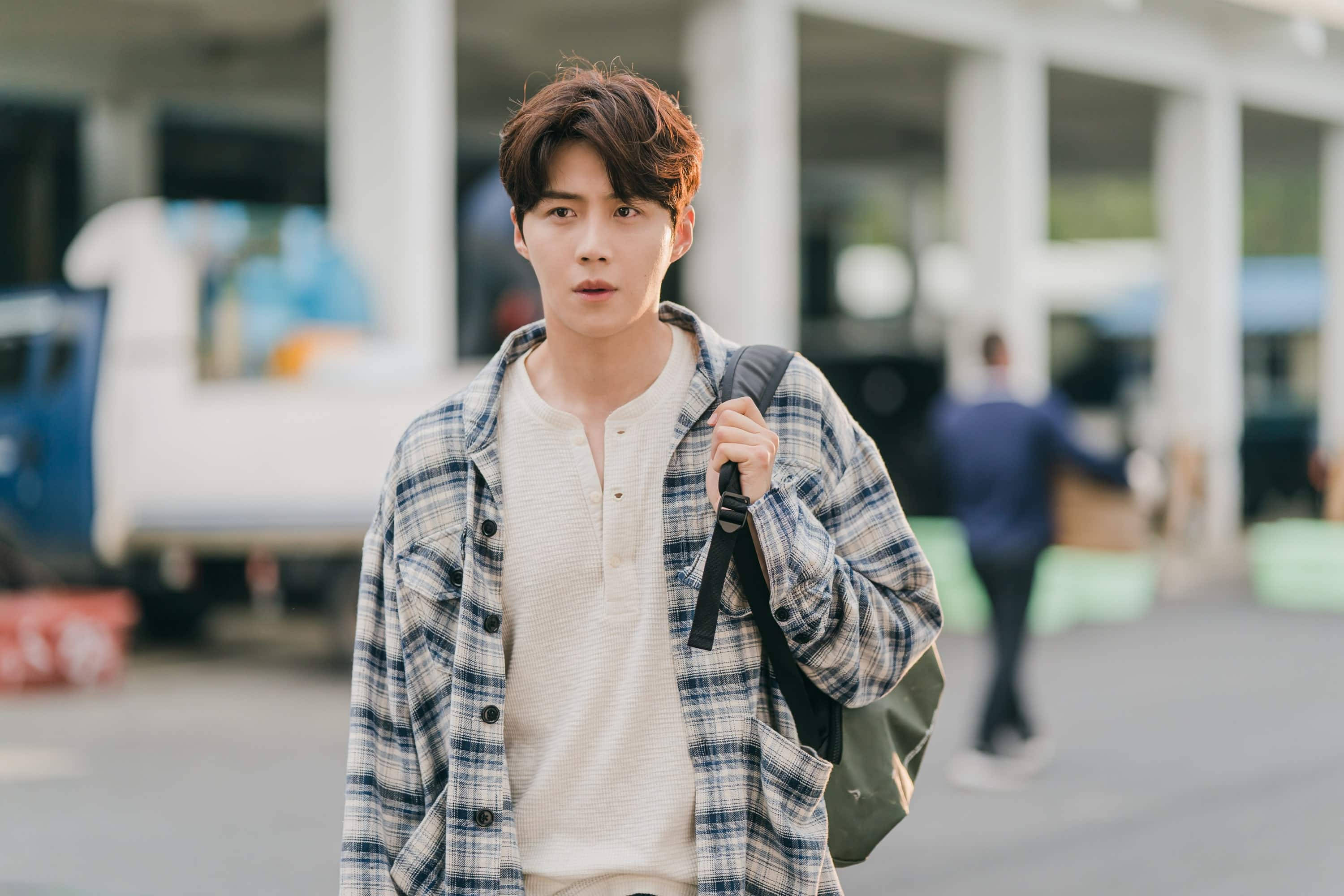 Kim Seon Ho, hometown cha, urban plaza, 2K Desktop Wallpaper