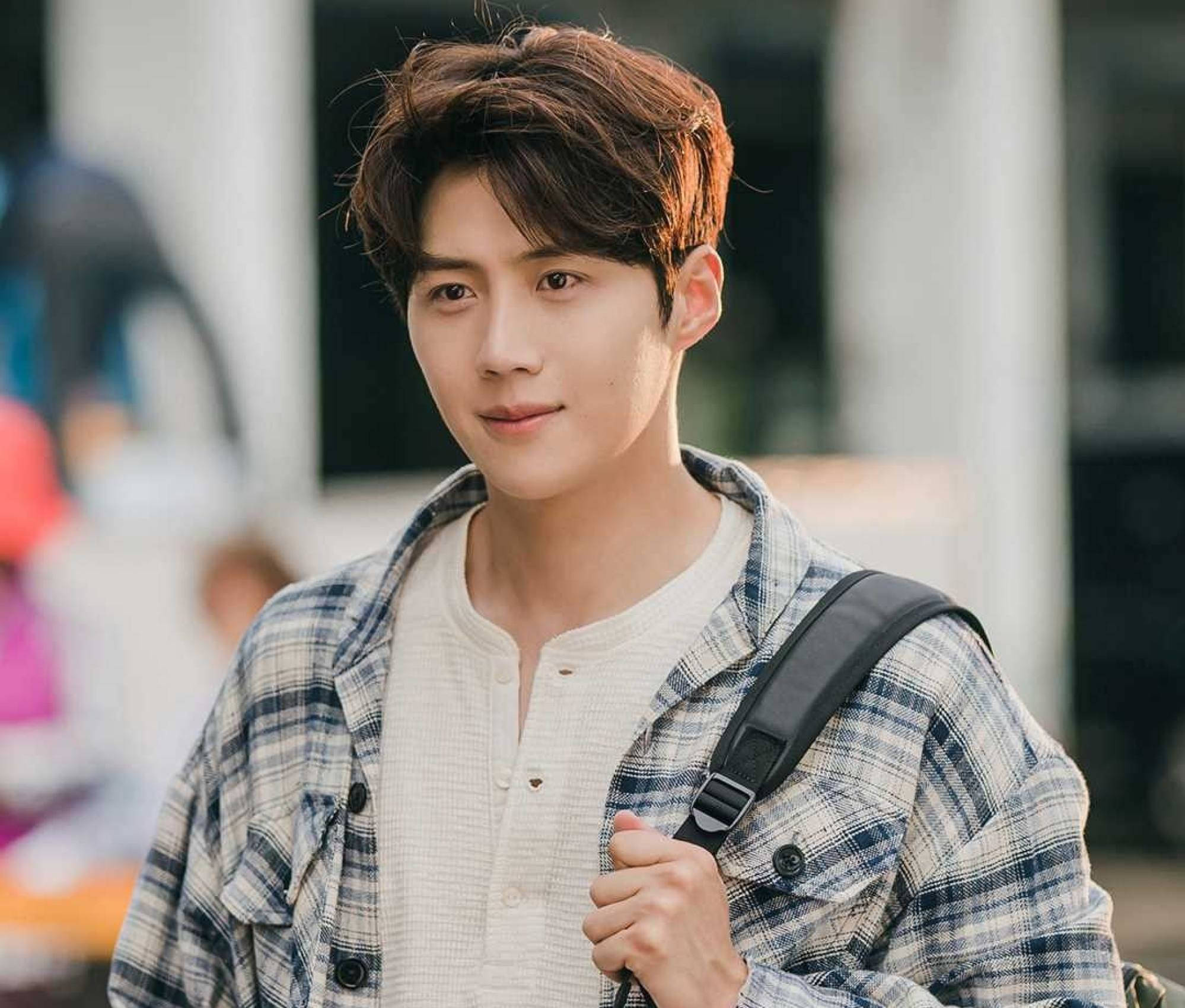 Kim Seon Ho, Korean actor, tousled brown hair, Full HD Desktop Wallpaper