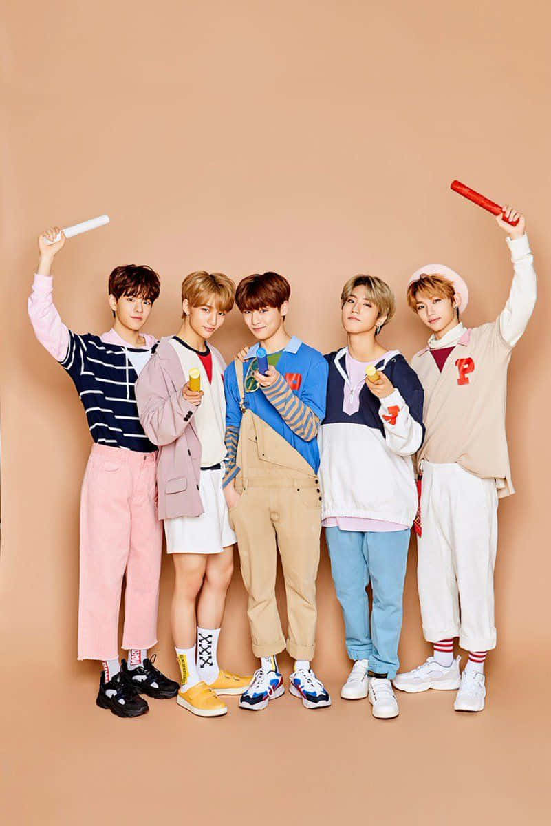 Stray Kids, 2020, peach background, SD Phone Wallpaper