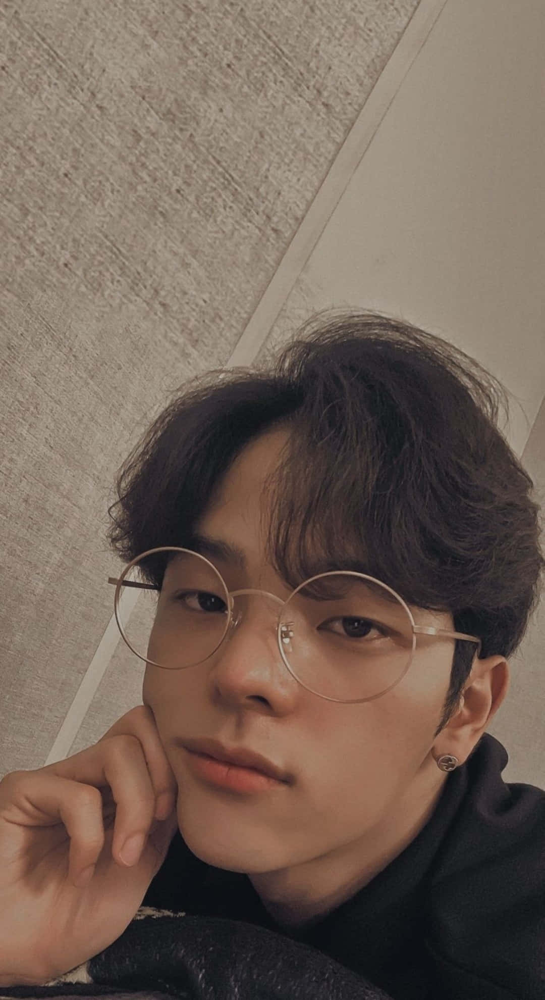 Kim Woojin, dark hair, round glasses, Full HD Phone Wallpaper