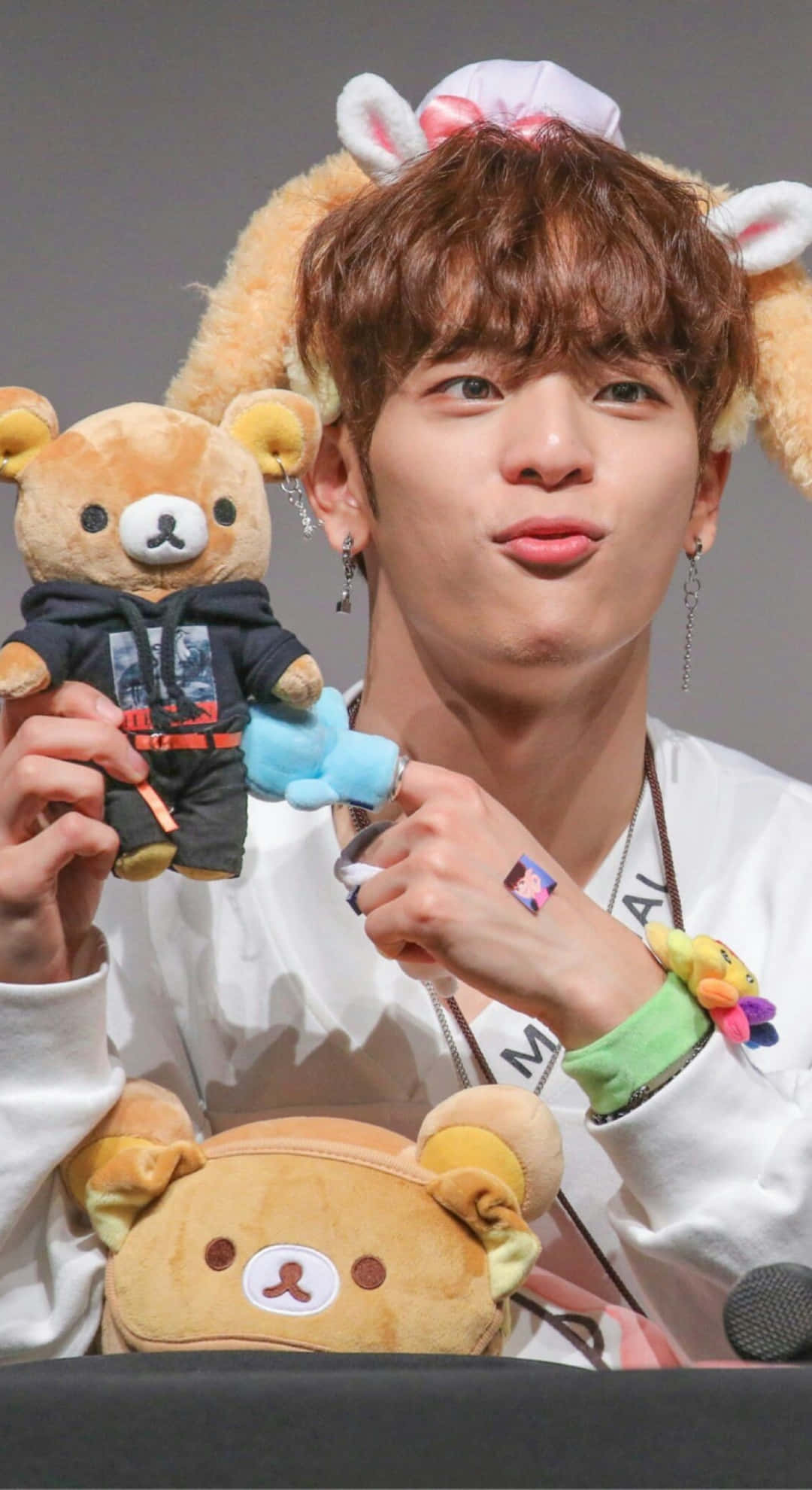 Kim Woojin, bunny ears, teddy bear plushie, Full HD Phone Wallpaper