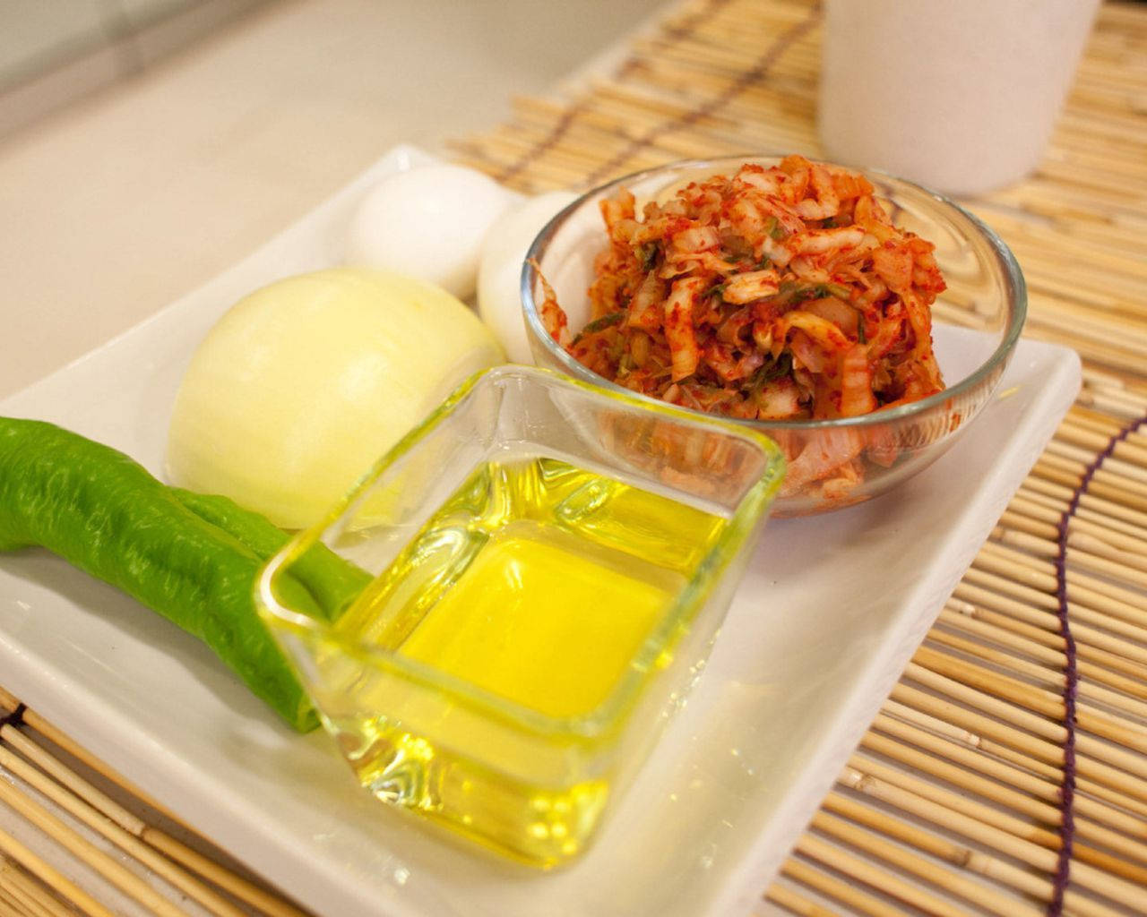 kimchi, white plate, vibrant red kimchi, HD Desktop Wallpaper