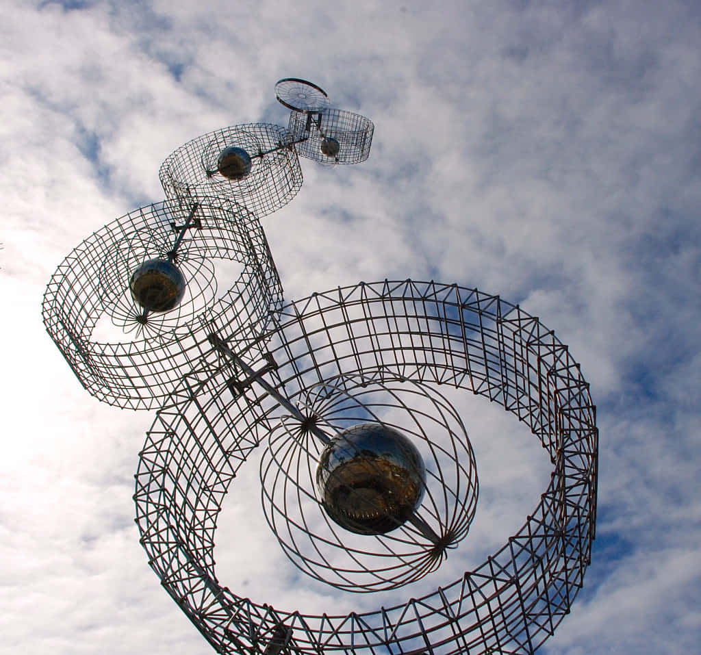Kinetic Art, metal sculpture, spiraling wire frames, SD Desktop Wallpaper