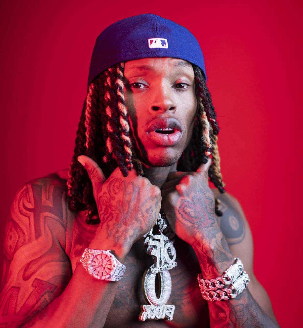 King Von, red backdrop, tattoos, HD Phone Wallpaper