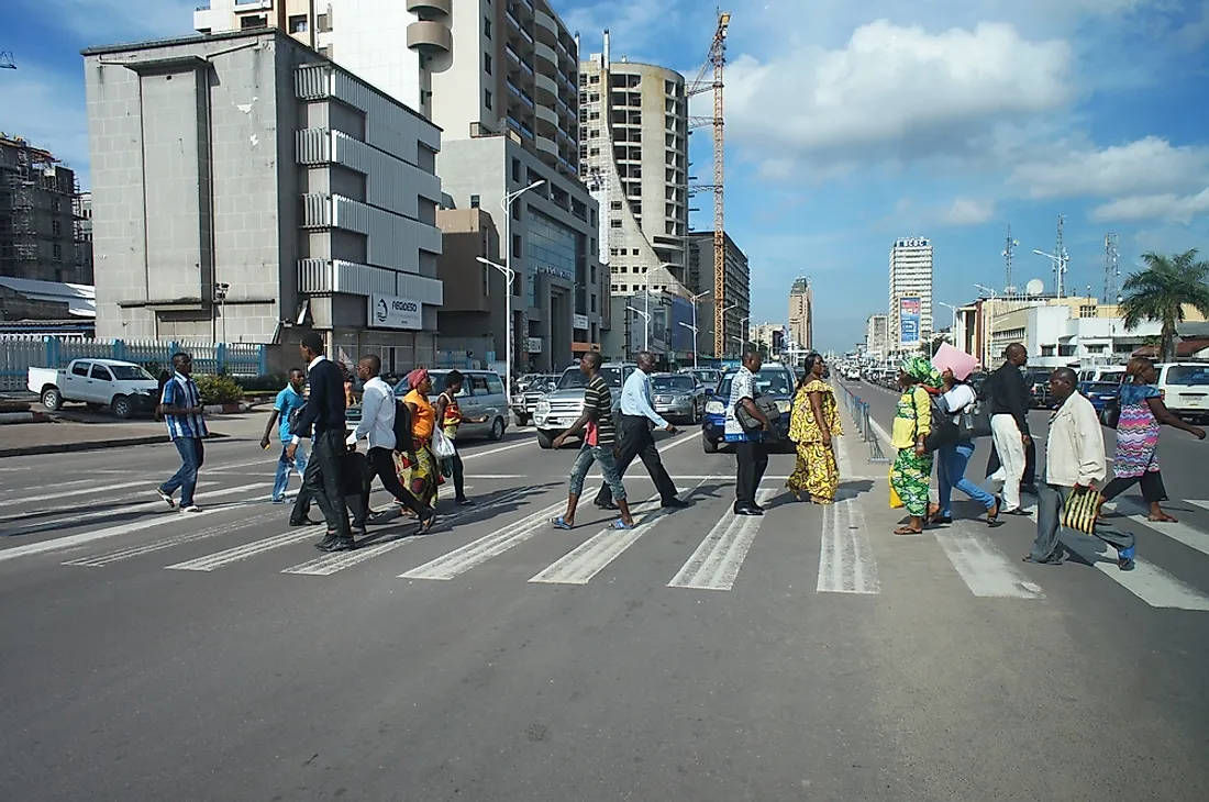 Kinshasa, pedestrian, busy urban street, SD Desktop Wallpaper