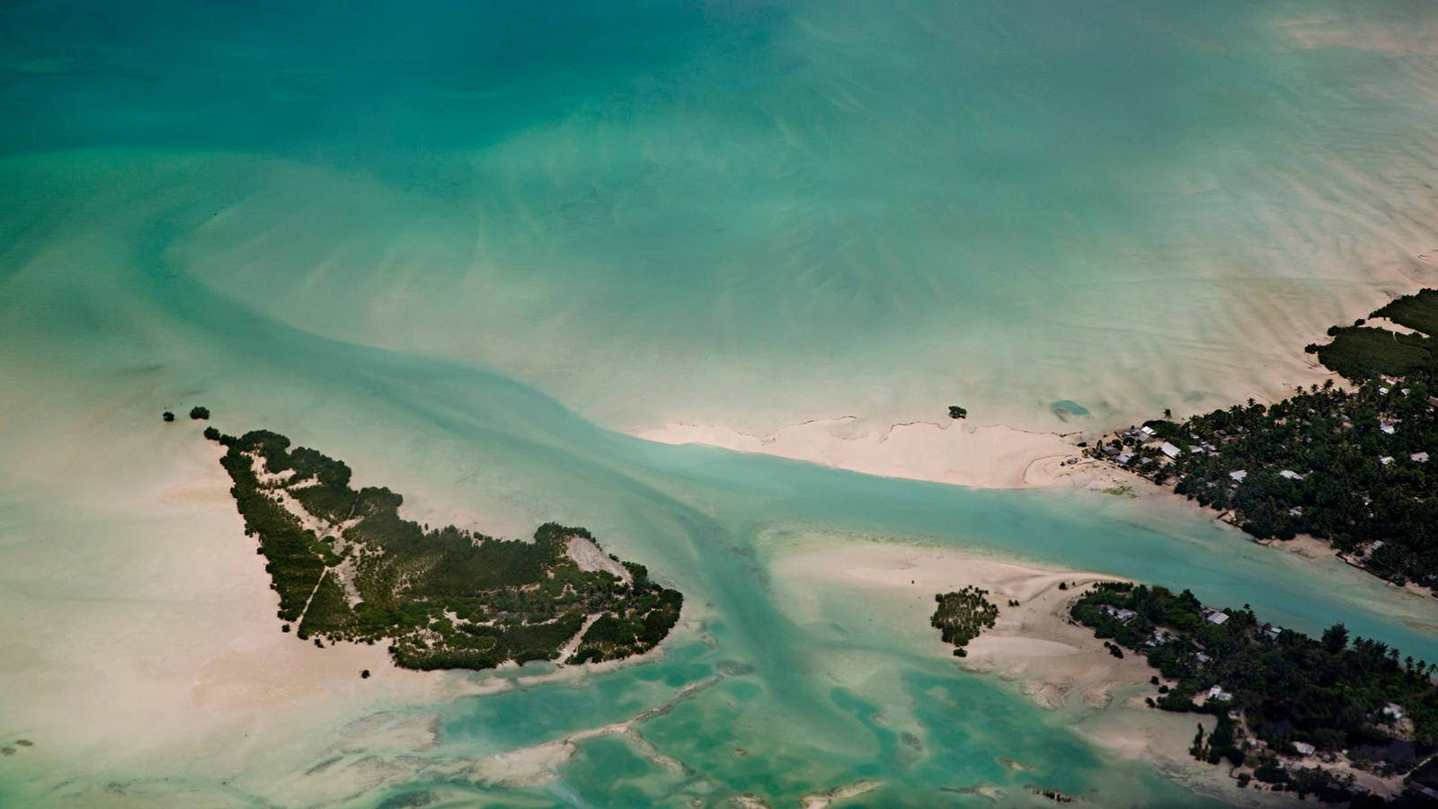 Kiribati, turquoise waters, sandy islets, HD Desktop Wallpaper