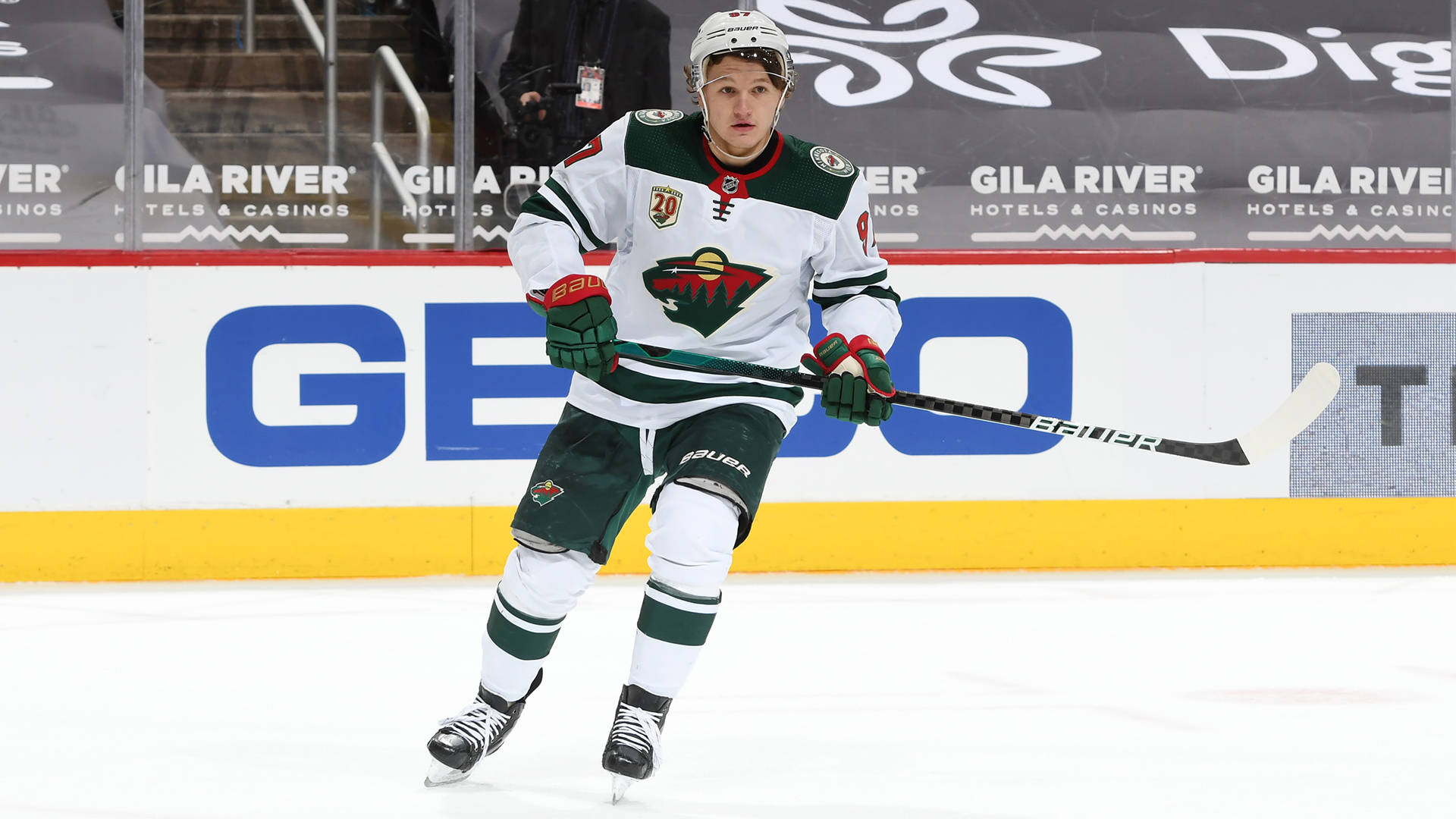 Kirill Kaprizov, green and white uniform, hockey player, Full HD Desktop Wallpaper