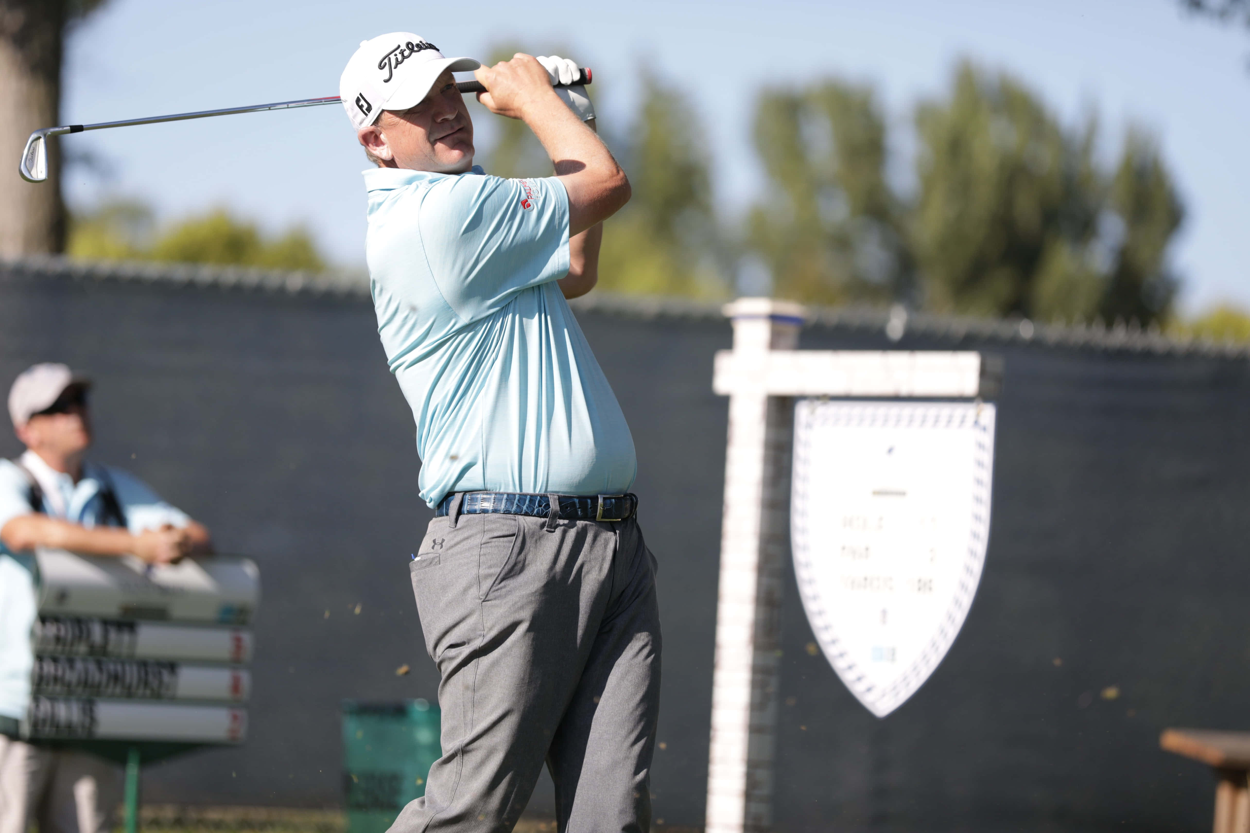 Kirk Triplett, light blue shirt, golf club, 4K Desktop Wallpaper