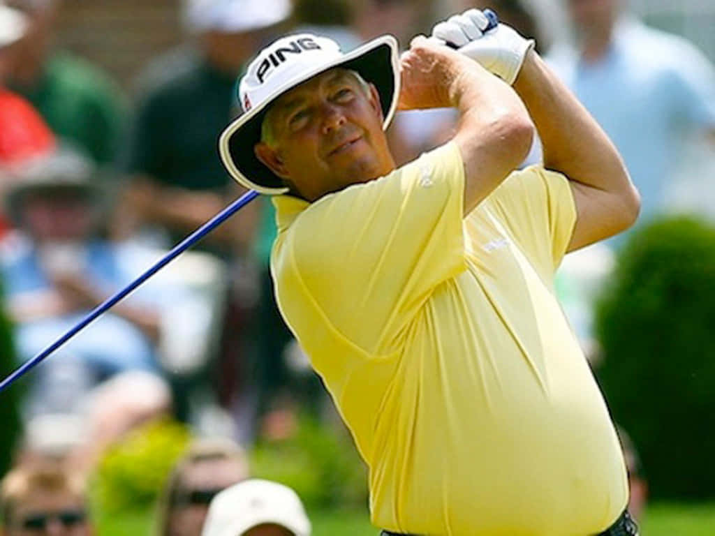 Kirk Triplett, yellow shirt, white PING cap, SD Desktop Wallpaper