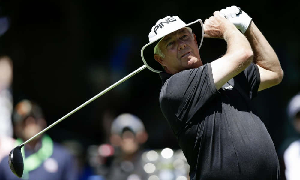 Kirk Triplett, black shirt, white PING cap, SD Desktop Wallpaper