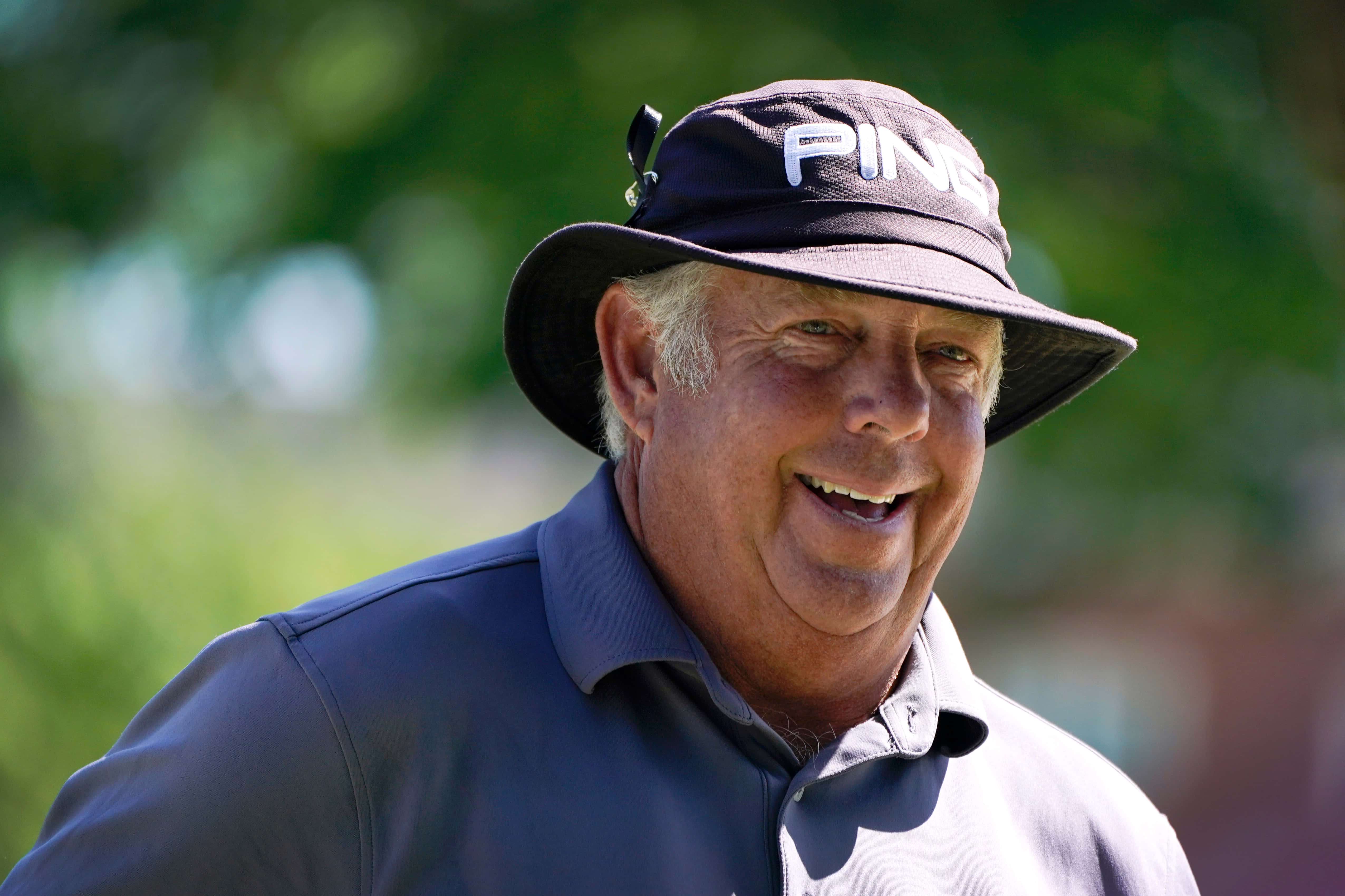 Kirk Triplett, black PING hat, blue polo shirt, 4K Desktop Wallpaper