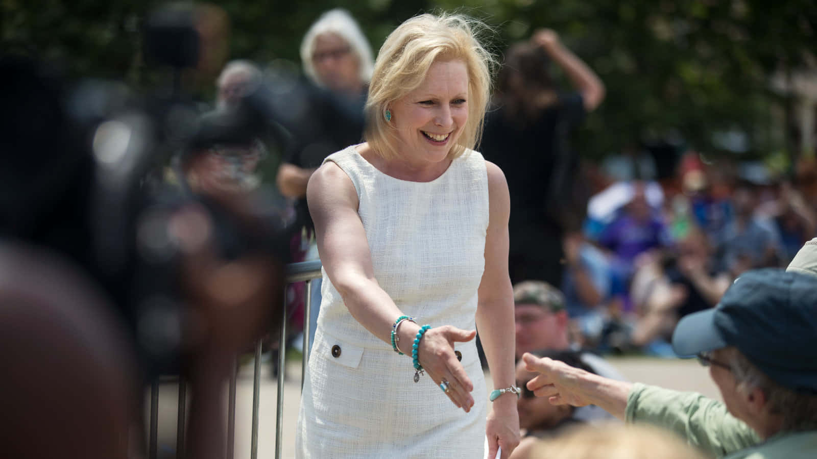 Kirsten Gillibrand, white dress, outdoor public event, HD Desktop Wallpaper