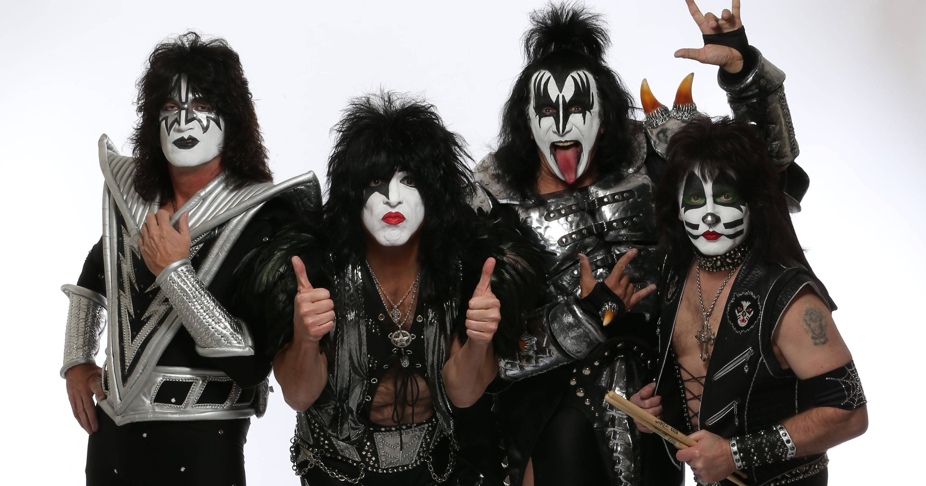 Kiss Band, black and silver costumes, signature face paint, 2K Desktop Wallpaper