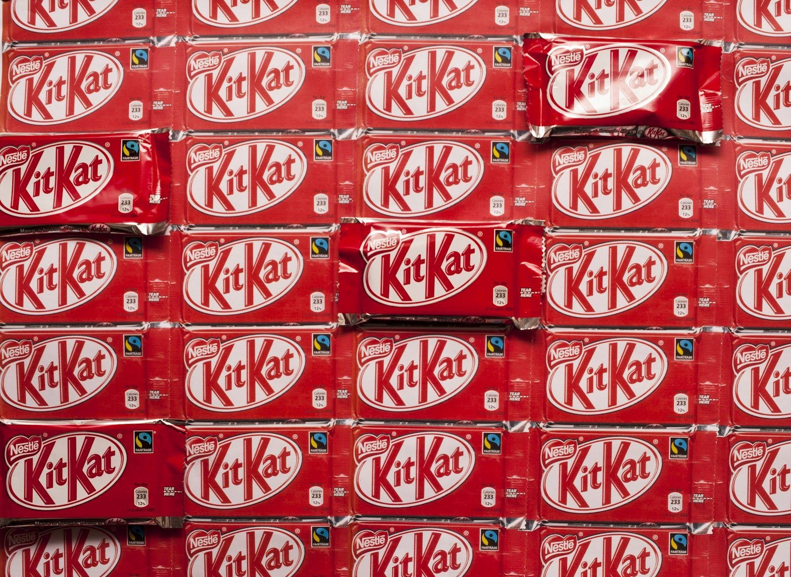 Red Kit Kat, chocolate bar wrappers, white logos, HD Desktop Wallpaper