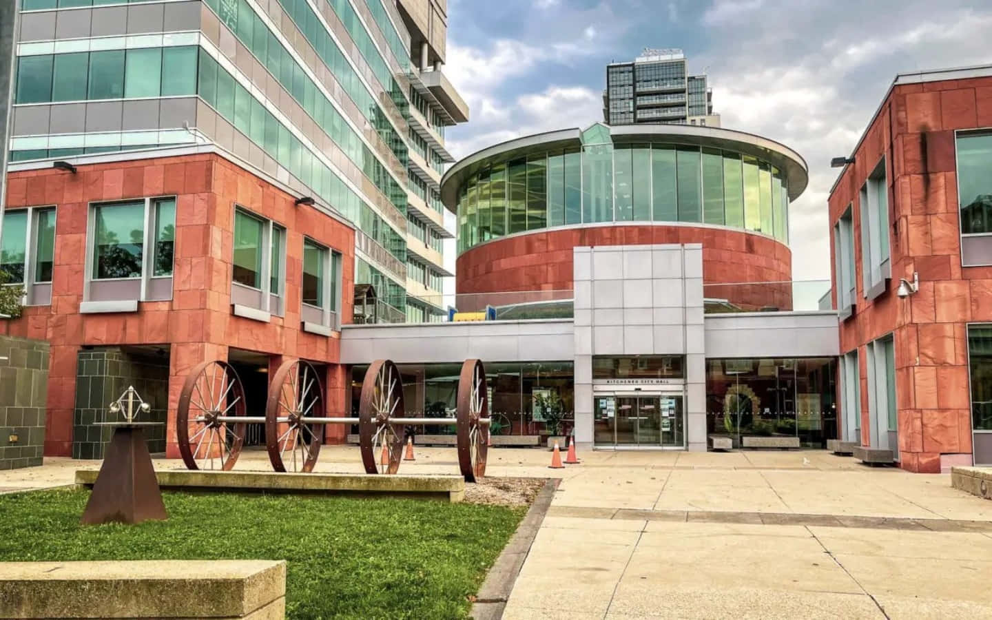 Kitchener, downtown, glass and brick building complex, HD Desktop Wallpaper