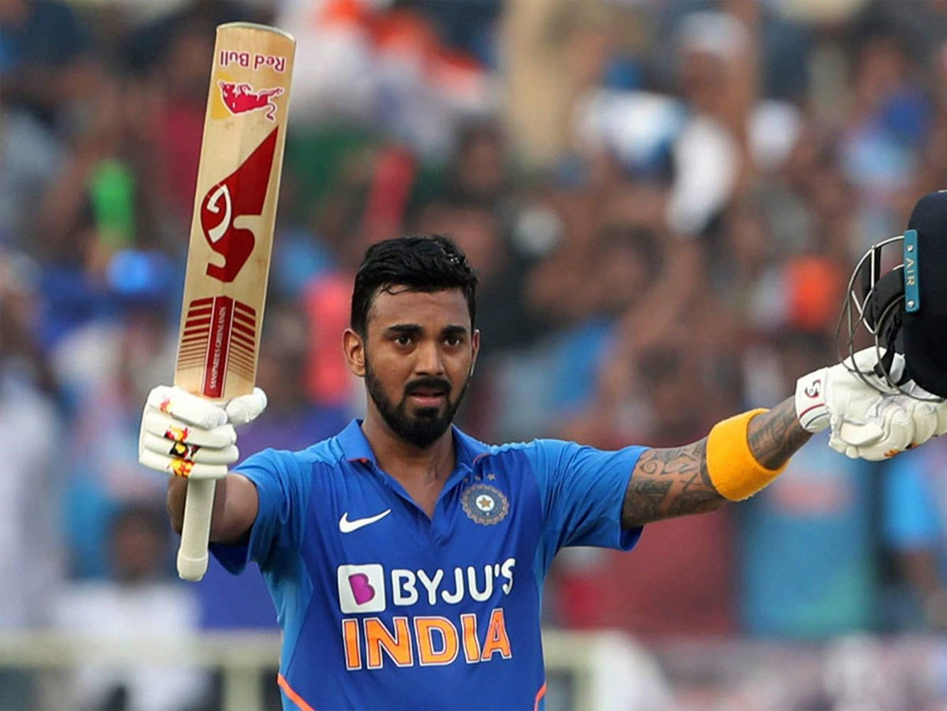 KL Rahul, bat, helmet, HD Desktop Wallpaper
