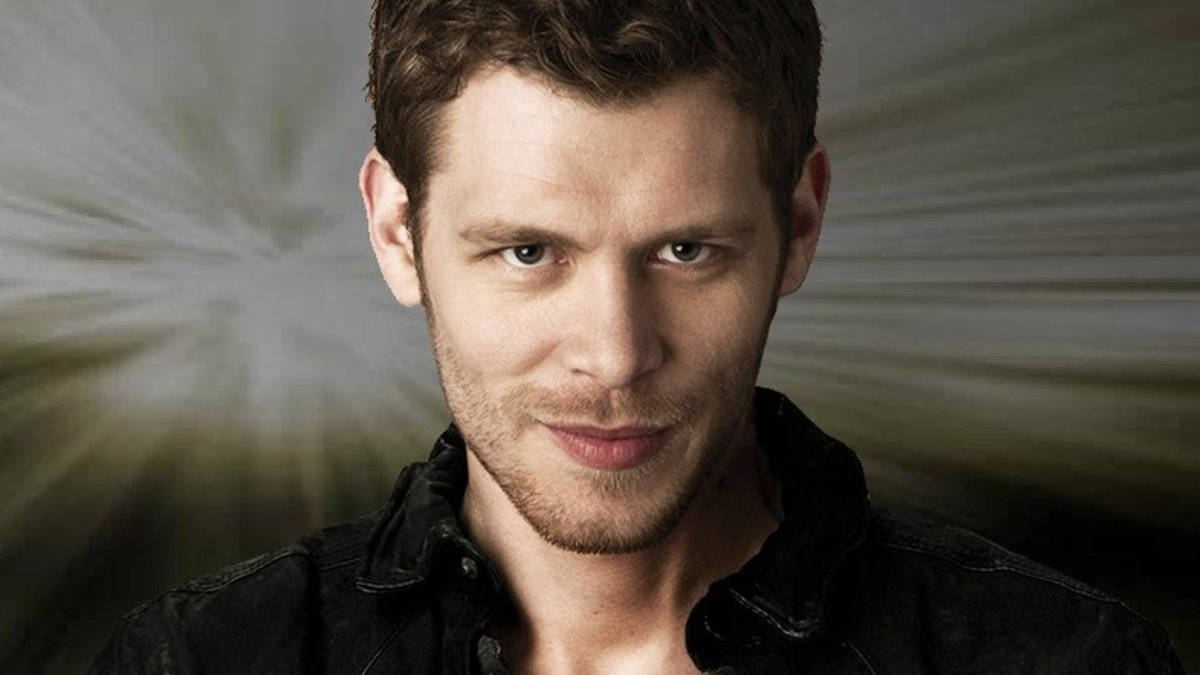 Klaus Mikaelson, short brown hair, slight beard, SD Desktop Wallpaper