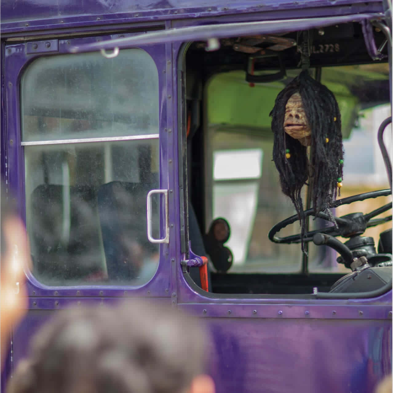 Knight Bus, purple bus, creepy monkey head doll, SD Desktop Wallpaper