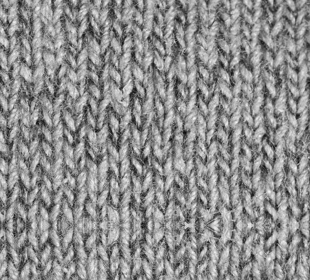 gray sweater, textured knit fabric, detailed stitch patterns, SD Desktop Wallpaper