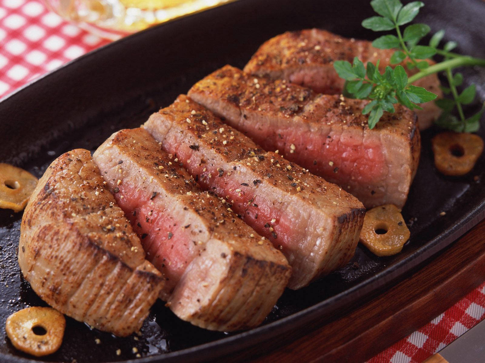 Kobe Beef, medium well sirloin steak, charred crust, HD Desktop Wallpaper