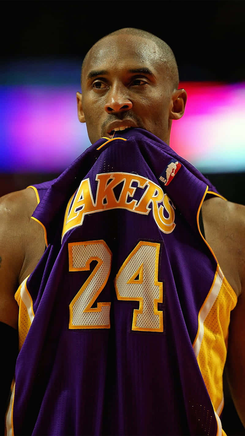 Kobe Bryant, purple and gold Lakers jersey, number 24, HD Phone Wallpaper