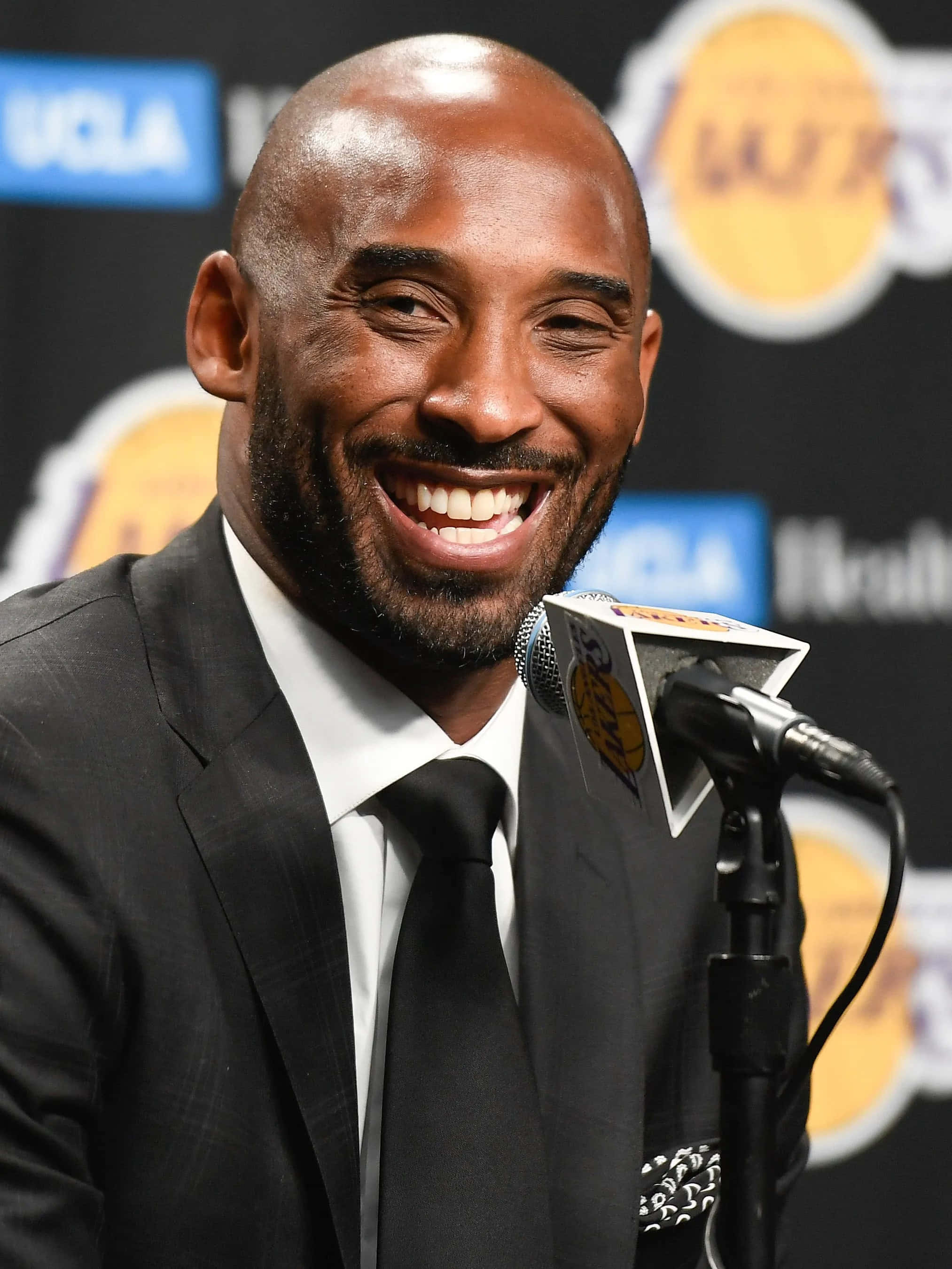 Kobe Bryant, retirement press conference, black suit, 2K Phone Wallpaper