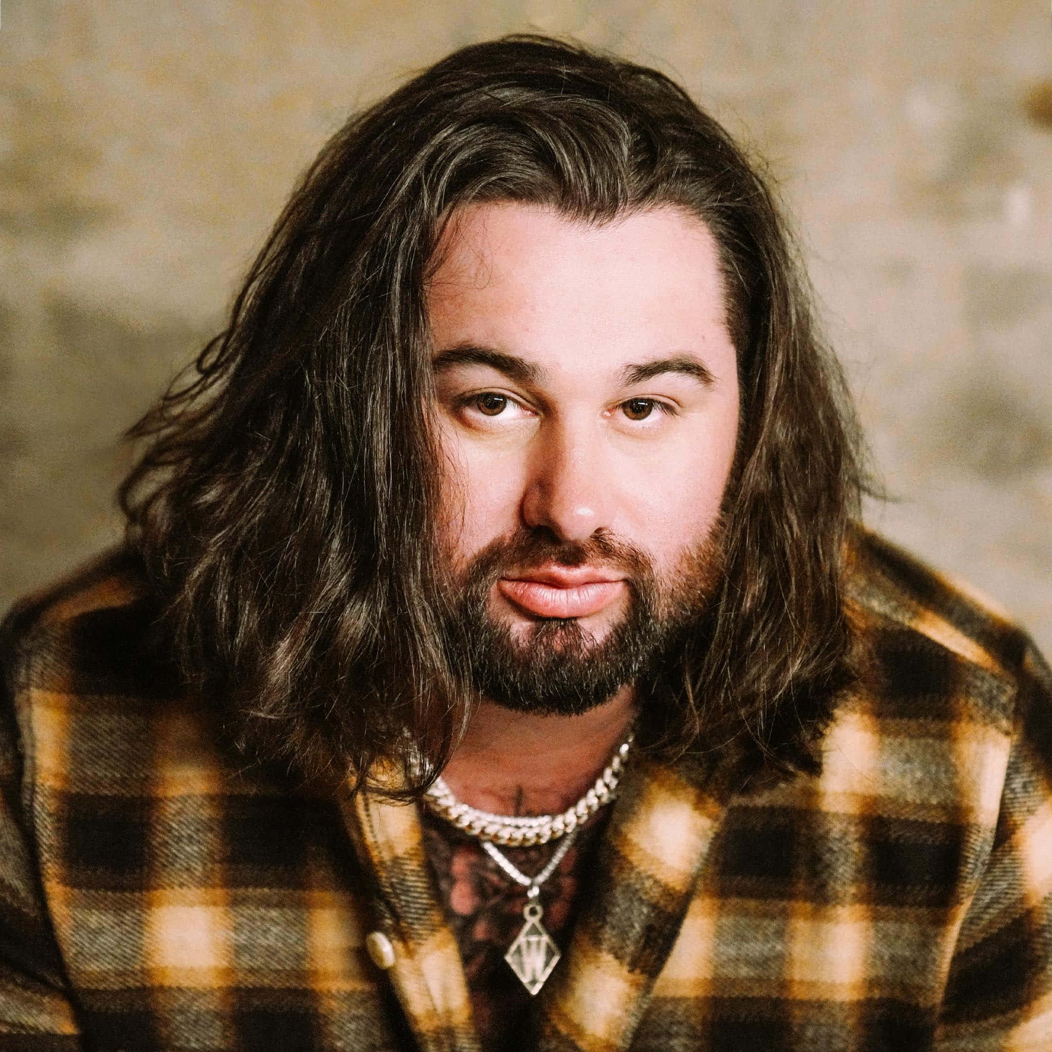 Koe Wetzel, plaid jacket, silver chain, Full HD Desktop Wallpaper
