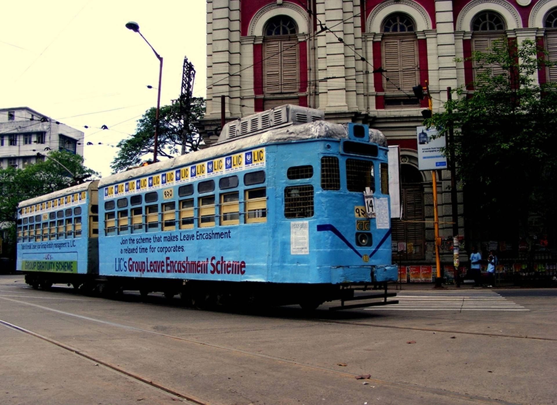 Kolkata, vintage blue tram, LIC ads, Full HD Desktop Wallpaper