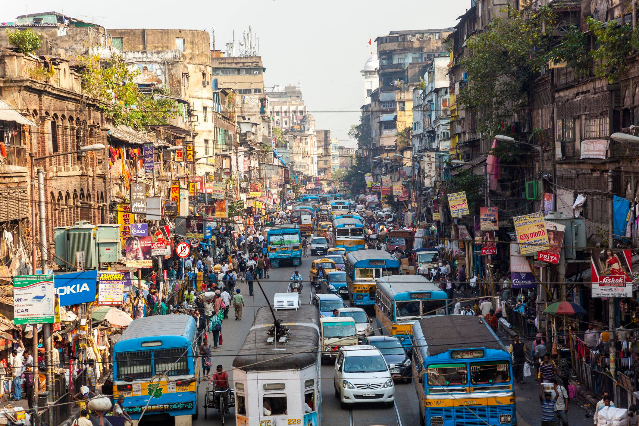 Kolkata, busy streets, bustling urban street, Full HD Desktop Wallpaper