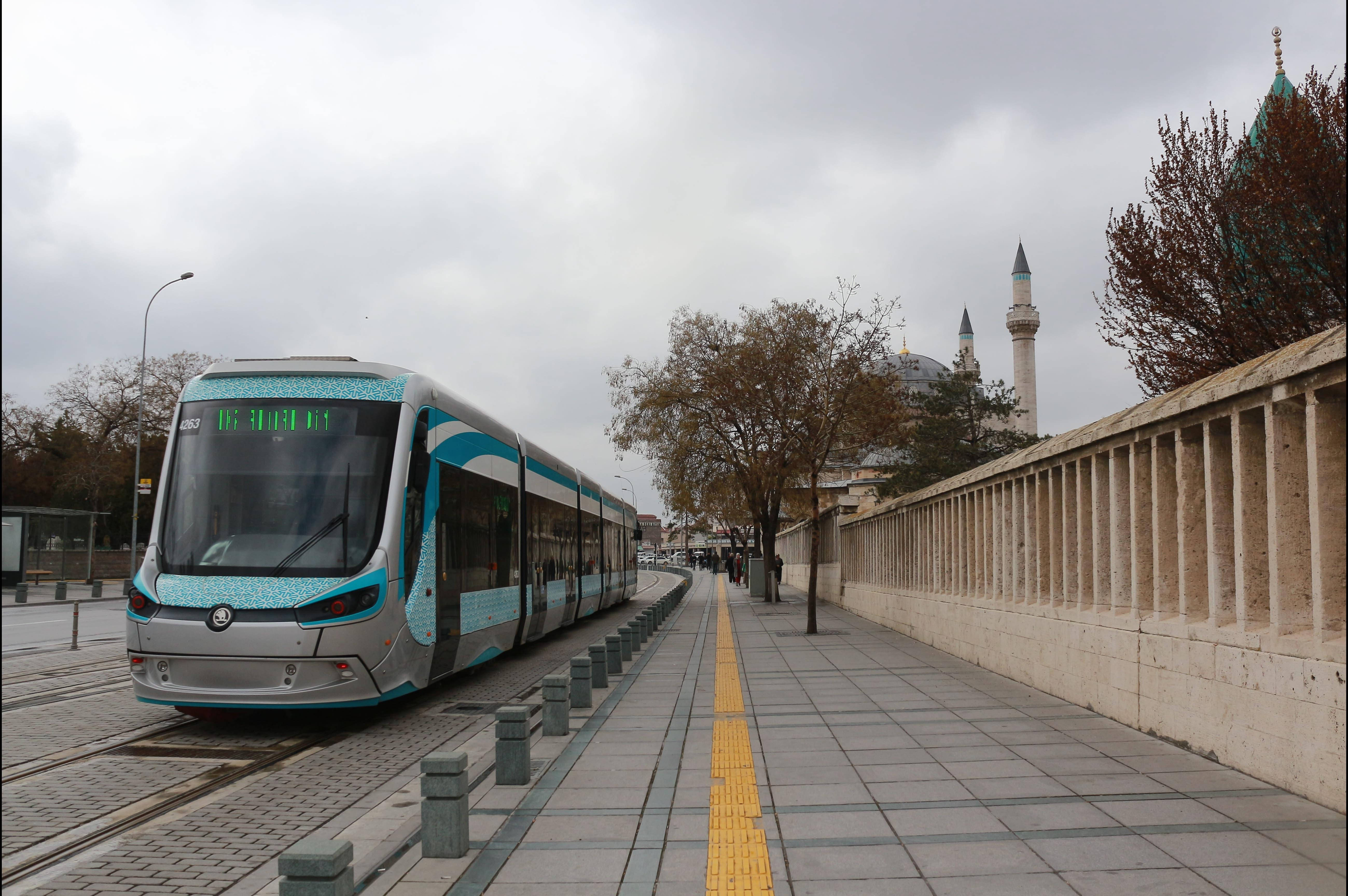 blue tram, Konya, paved walkway, 5K Desktop Wallpaper