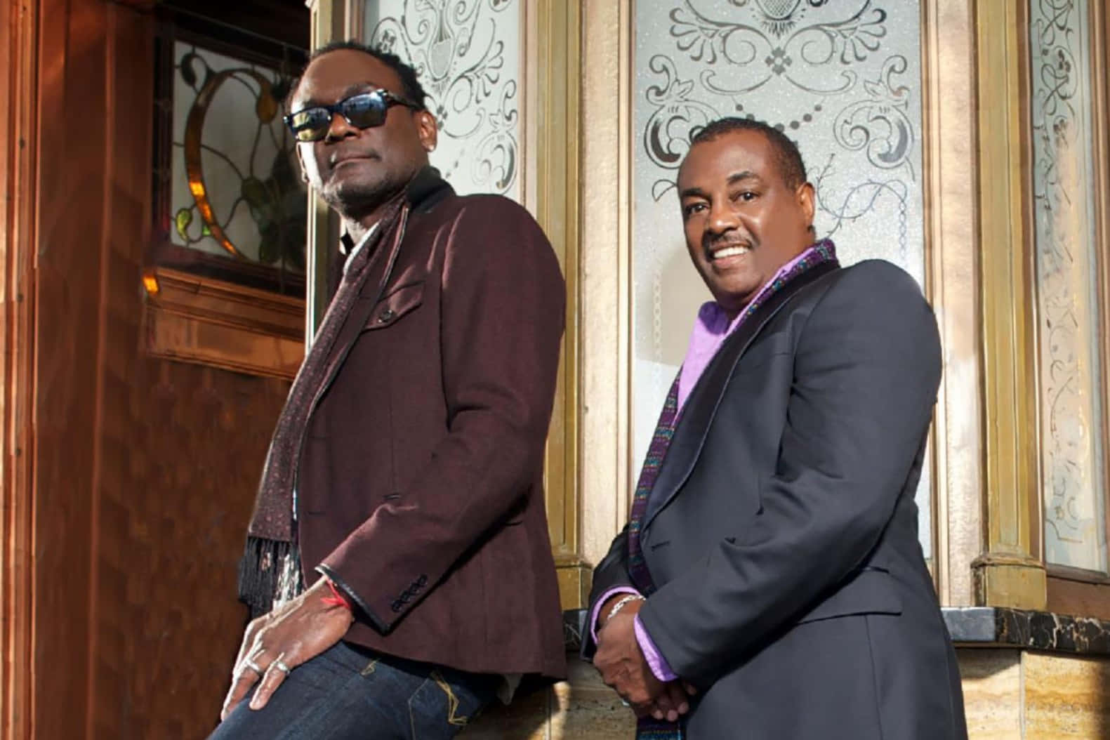 Kool And The Gang, ornate glass doors, sunglasses, HD Desktop Wallpaper