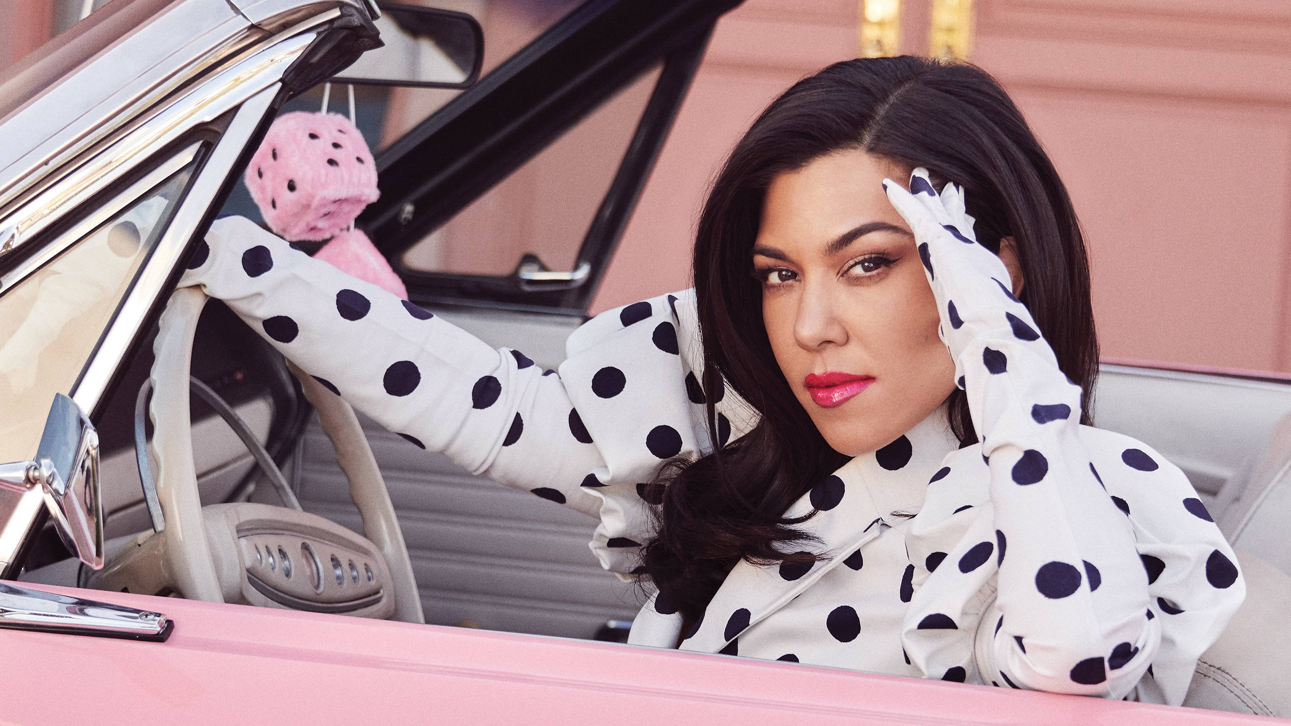 Kourtney Kardashian, pink convertible, polka-dot blouse, 2K Desktop Wallpaper