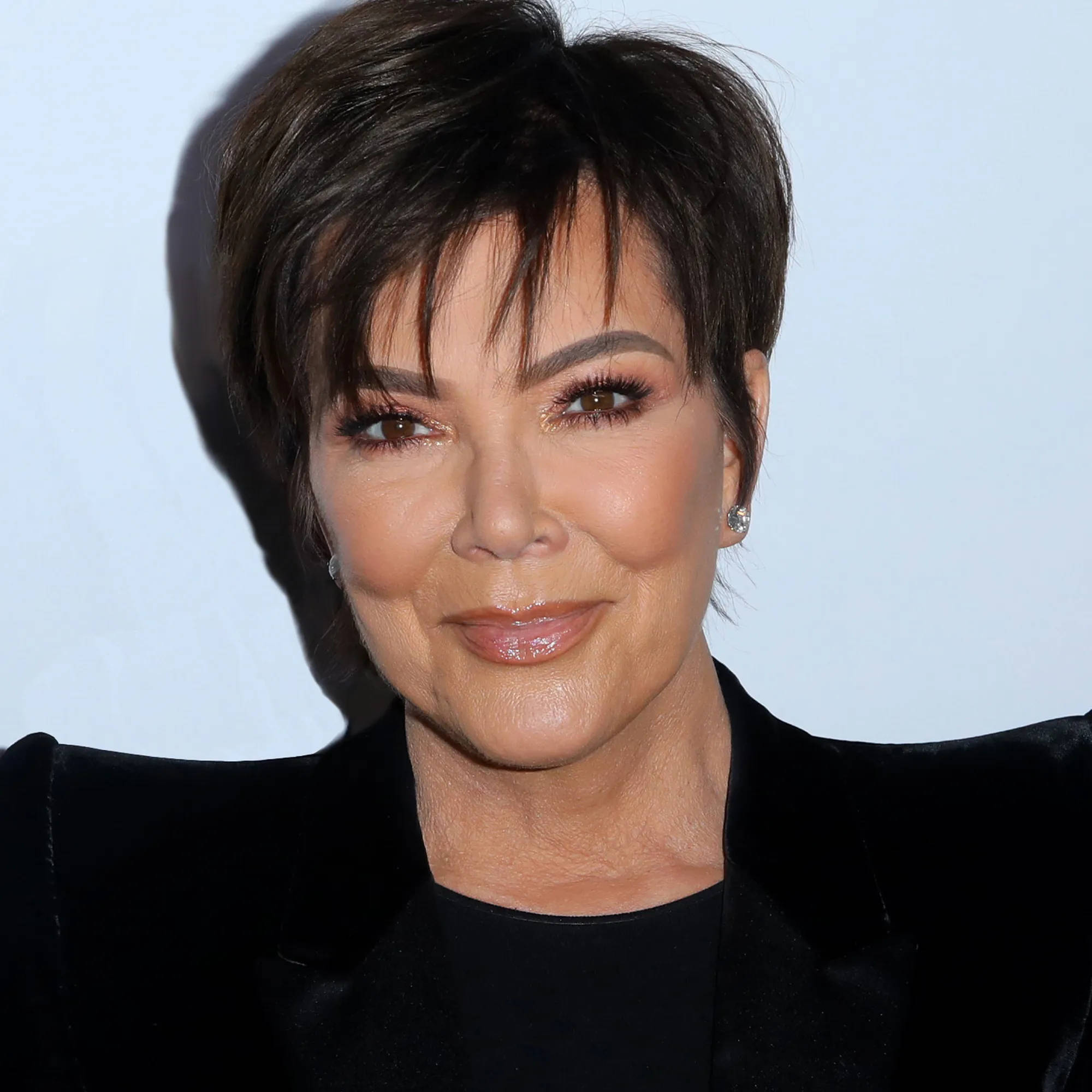 Kris Jenner, black velvet blazer, light blue background, Full HD Desktop Wallpaper
