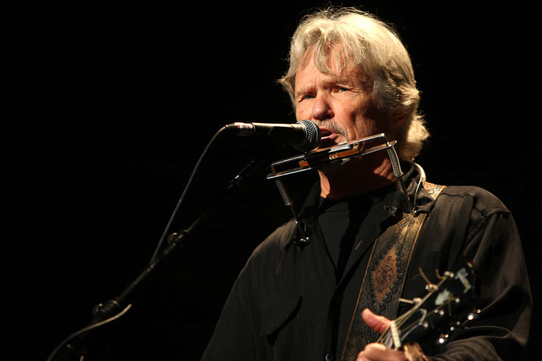Kris Kristofferson, harmonica, guitar, HD Desktop Wallpaper