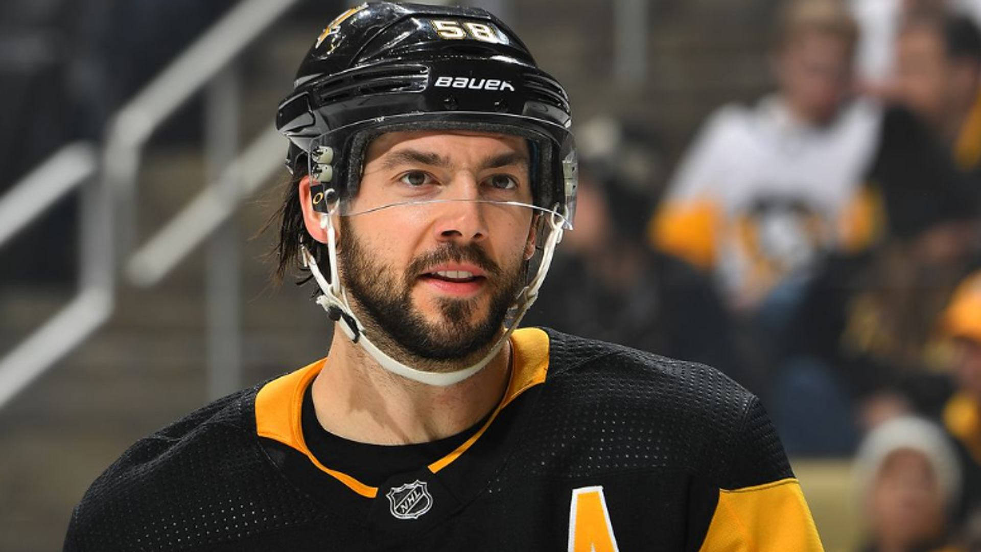 Kris Letang, black and gold gear, helmet, Full HD Desktop Wallpaper