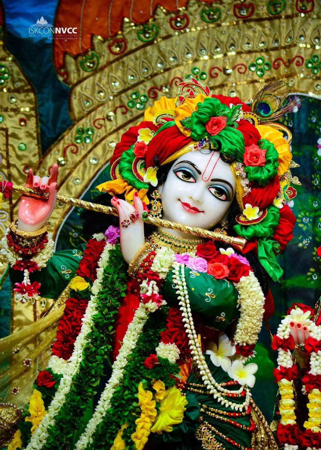 Krishna 3d, floral crown, garlands, HD Phone Wallpaper