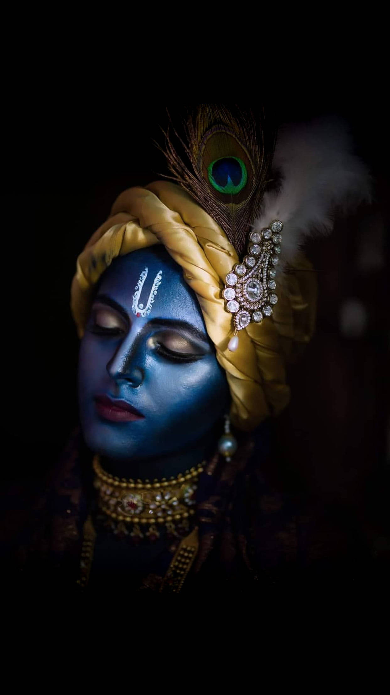 Krishna Bhagwan, blue-skinned deity, golden jewelry, Full HD Phone Wallpaper