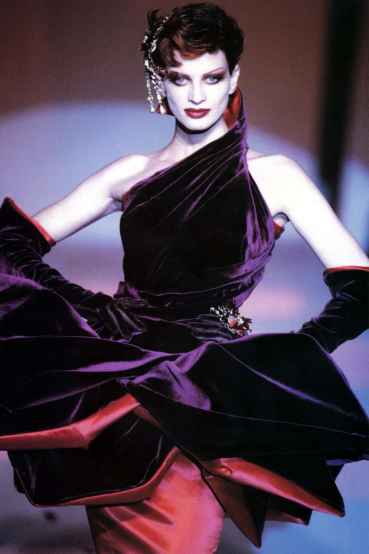 Kristen Mcmenamy, purple velvet gown, red satin accents, HD Phone Wallpaper