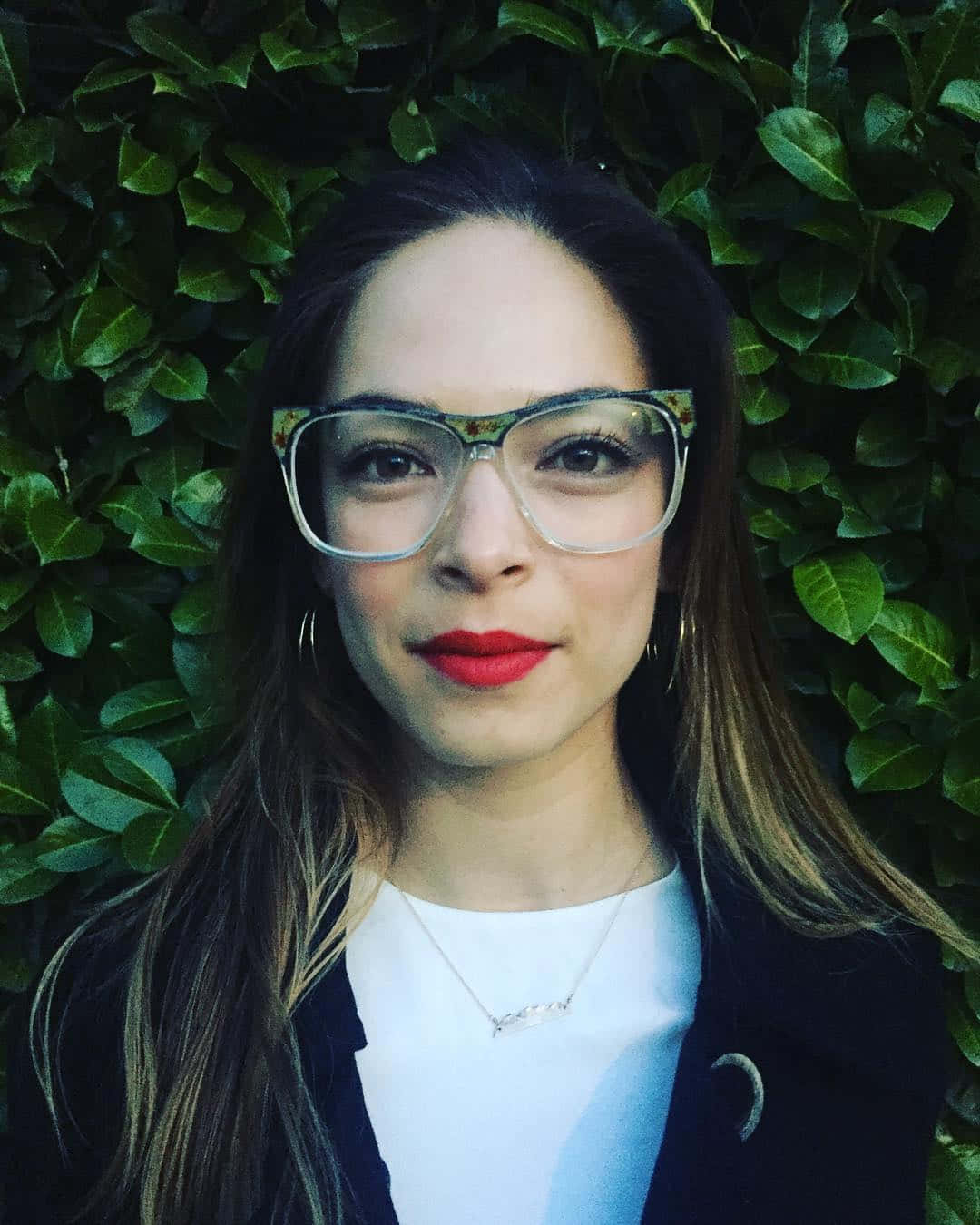 Kristin Kreuk, green leafy backdrop, lush green hedge, HD Phone Wallpaper