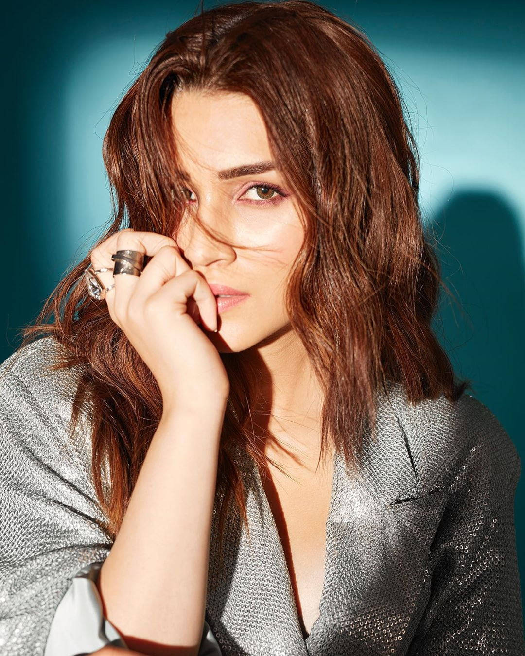 Kriti Sanon, blazer, teal backdrop, HD Phone Wallpaper