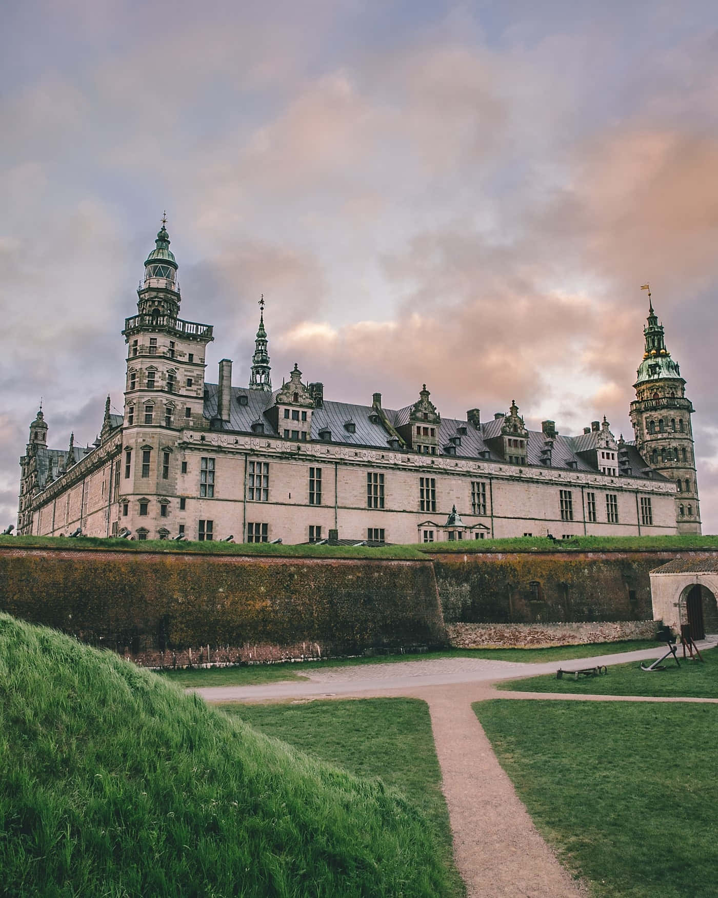 Kronborg Castle, ornate towers, green roofs, HD Phone Wallpaper