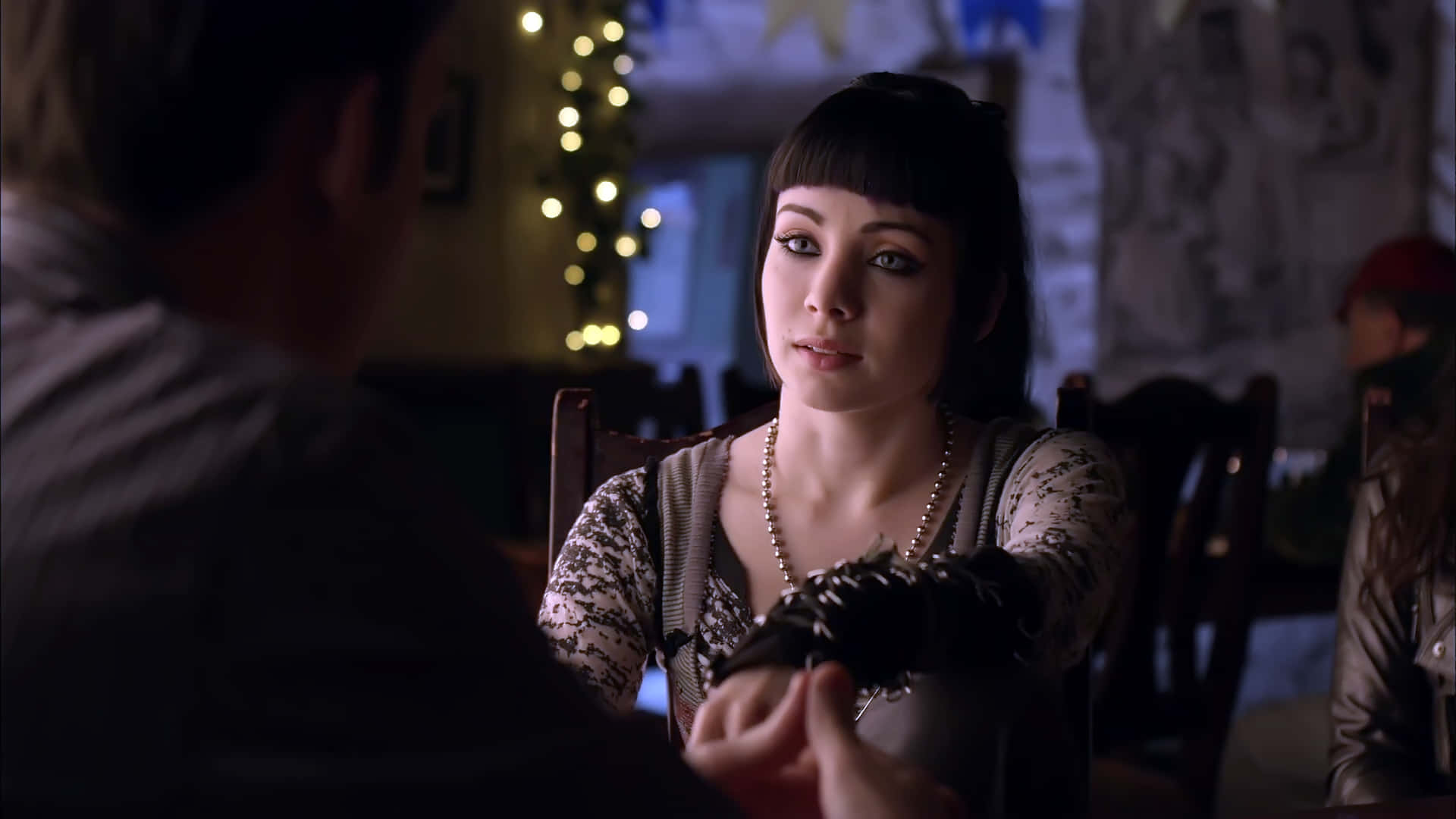Ksenia Solo, intimate dinner scene, dimly lit room, Full HD Desktop Wallpaper