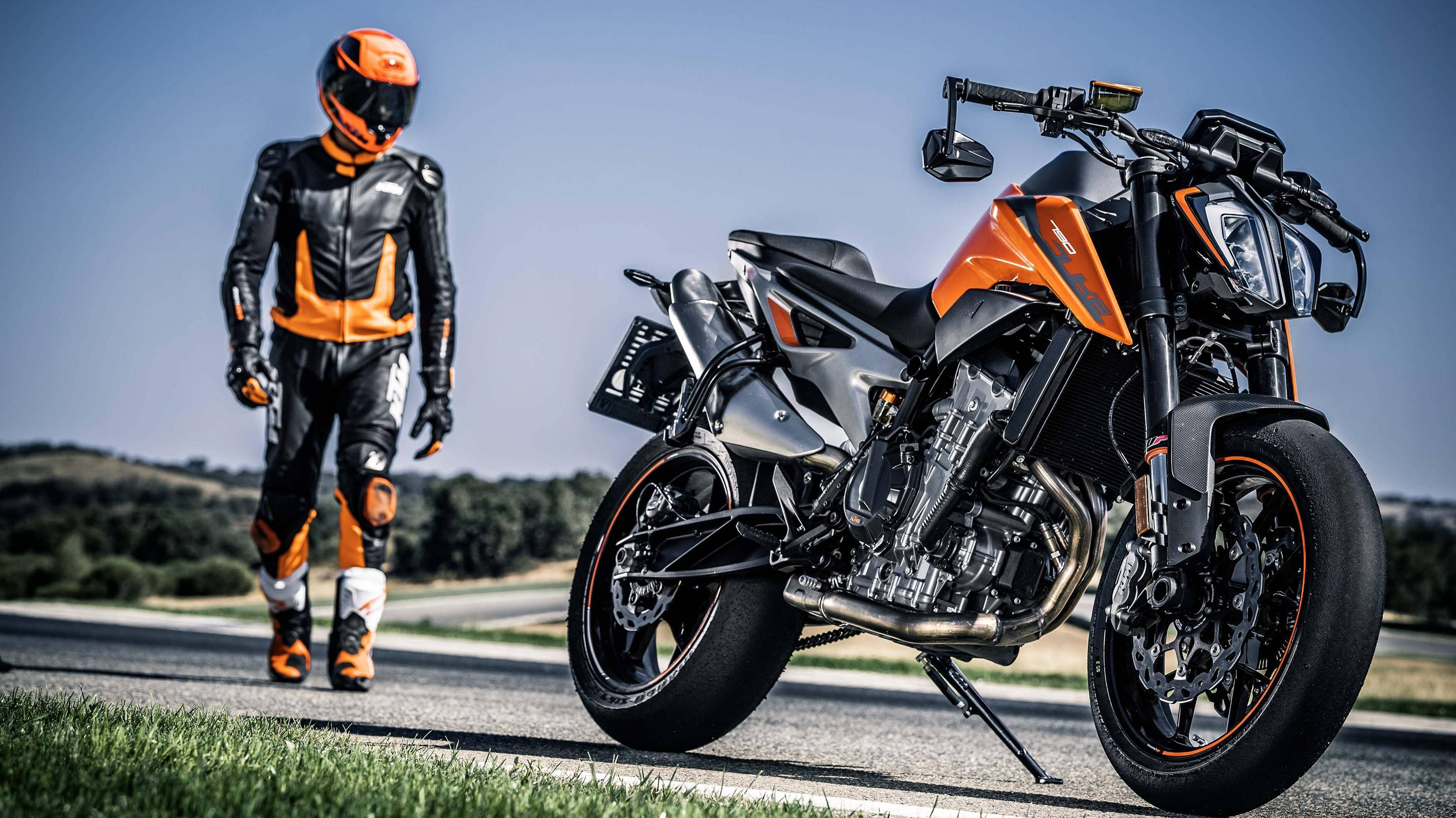 KTM, orange and black motorcycle, sleek orange and black motorcycle, 4K Desktop Wallpaper